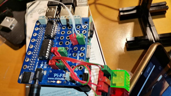 Pi-F5 - interface for Raspberry Pi