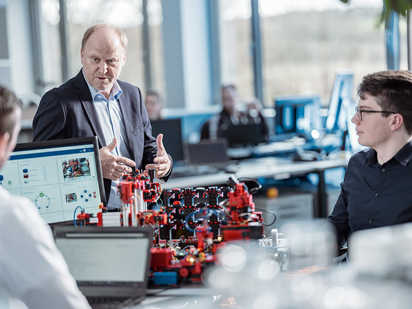 fischertechnik Training Factory Industry 4.0,  24V