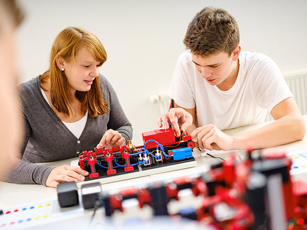 Sorting line with colour detection, 24V